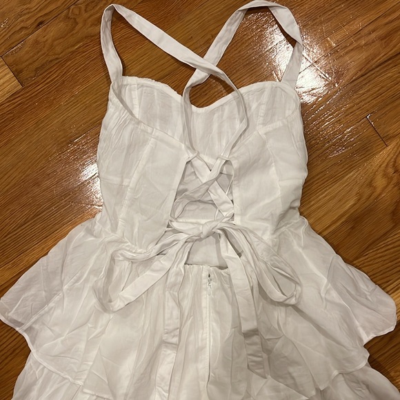 Abercrombie & Fitch Tiered Lace-Up Maxi Dress - Picture 6 of 10